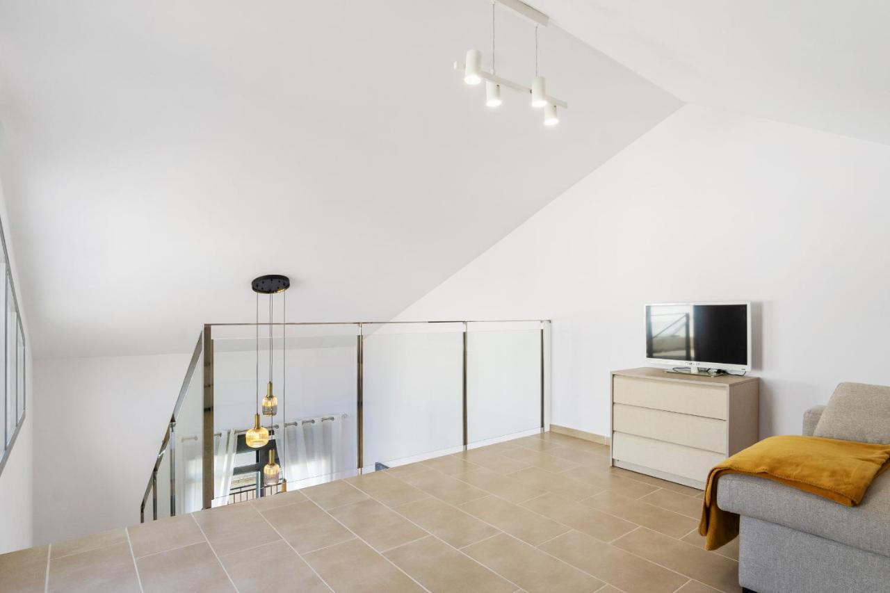 Cb Living - Cosy Loft With Terrace, Villamartin Alicante Kültér fotó